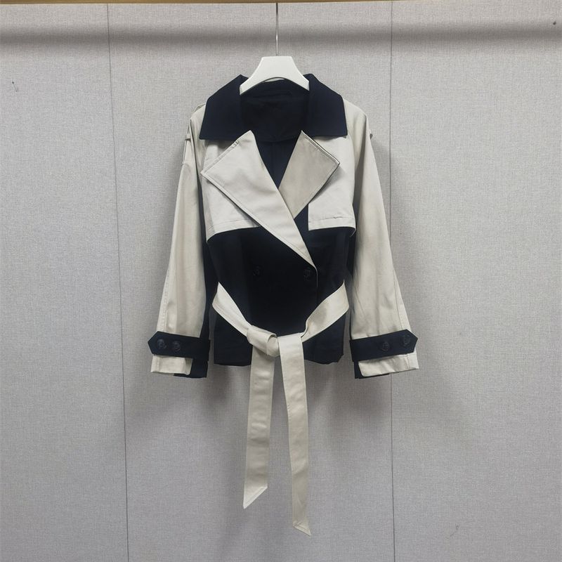 Giacca antivento corta con un bottone in vita, stile classico, autunno/inverno, di French Niche 24, per le donne_voghion.com