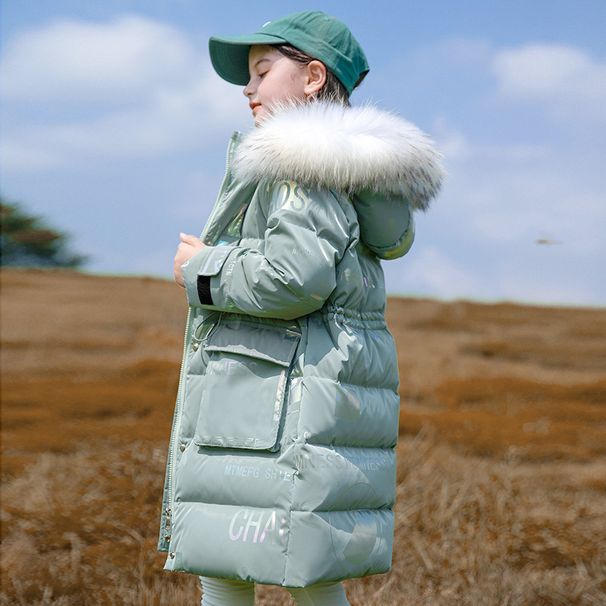 Vaikiški rūbai Naujo stiliaus vaikiška pūkinė striukė mergaitėms, vidutinio ilgio, balti antienos pūkai, didelė kailinė apykakle, skalbiama, neperšlampama ir šilta striukė_voghion.com