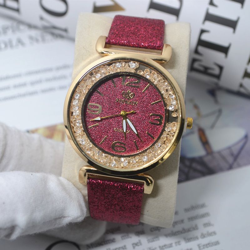 Relógio feminino com esfera de diamante completa, cinto de areia fluindo, balança digital, água, inglês_voghion.com