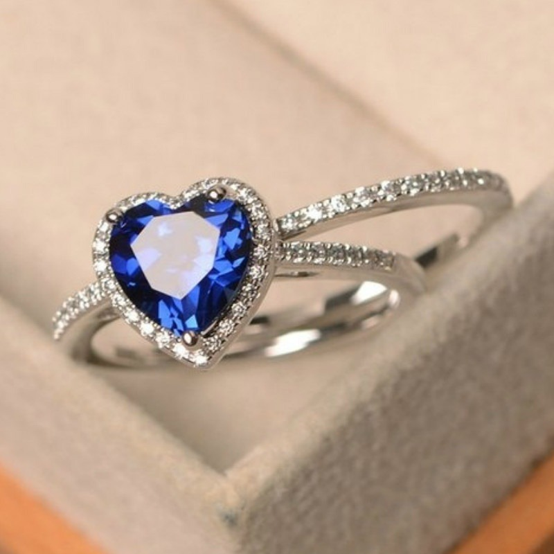 2 exquisite herzförmige marineblaue Verlobungs- und Eheringe mit 1 Karat_voghion.com