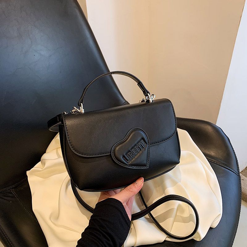 Niche haut de gamme sac à main femme 2023 nouveau Simple petit sac carré tout-match une épaule sac de messager une génération_voghion.com
