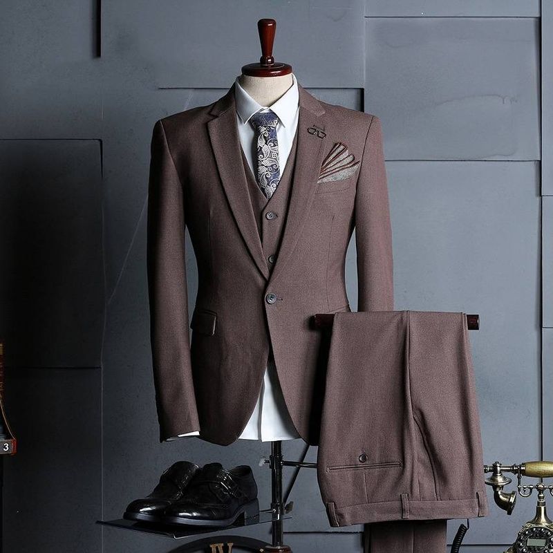 ​​Hochzeits- und formelles Anzugset für Herren – Slim Fit Smokingblazer mit Weste und Anzughose, fotoshootingtauglicher Businessanzug (Schwarz/Grau/Braun)​​_voghion.com