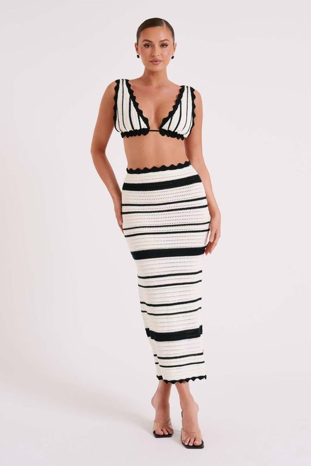 Women's Clothing Striped Two Piece Suit For Women Knitted Suspenders Wrapped Chest Top Skirt Fashion Suit_voghion.com