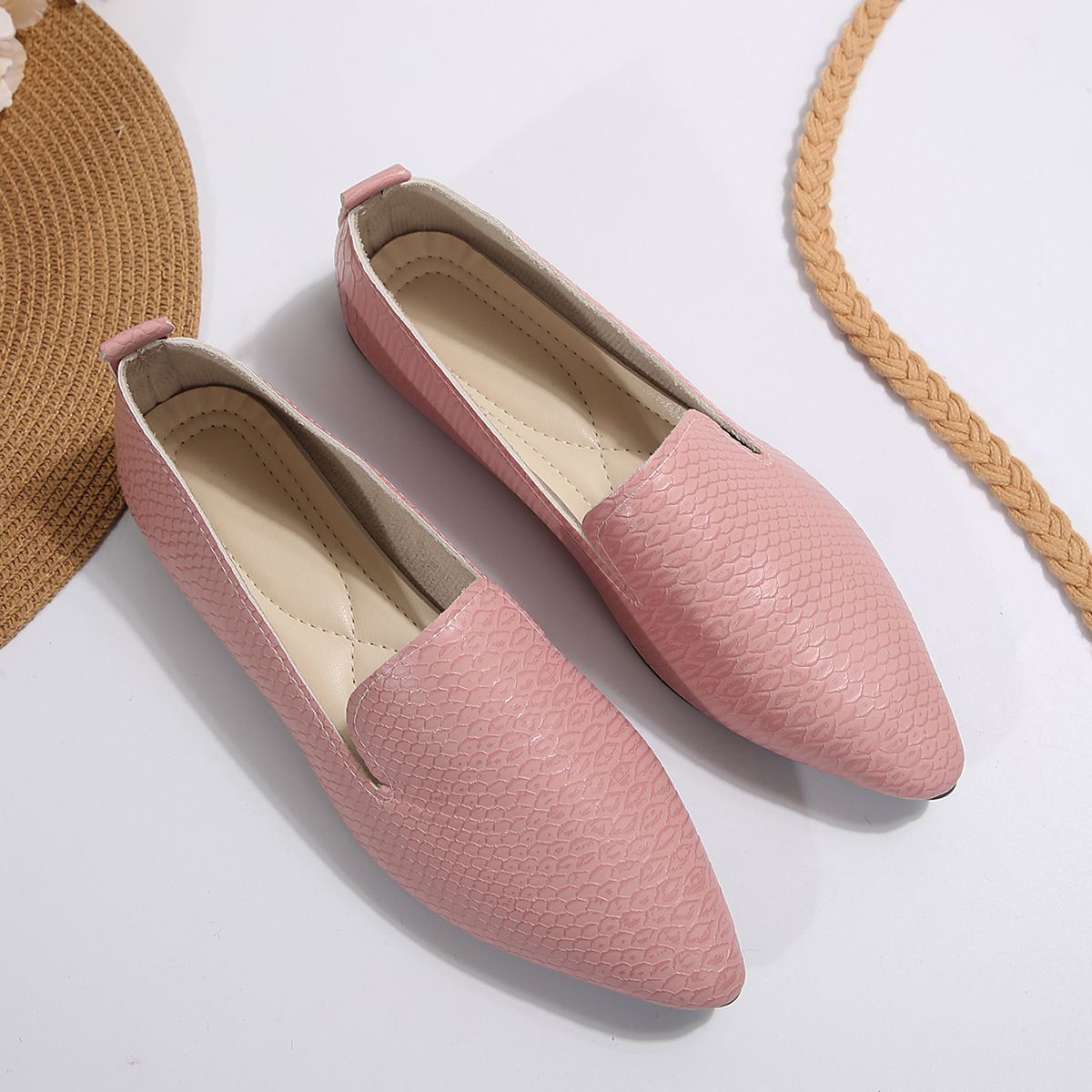 Women's Shoes Large Size Women's Casual Flat Shoes Pointed Toe Simple Snakeskin Pattern Shallow Mouth Breathable One Foot Slip On Large Size 43_voghion.com