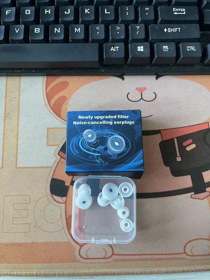 Bouchons d'oreilles antibruit avec blocage du bruit de 50 dB, insonorisés et sans interférence, technologie de filtrage des ondes pour une protection ultime_voghion.com