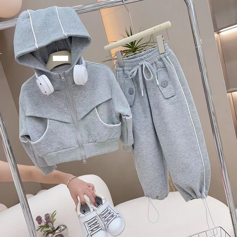 Kid's Clothing 2024 Girls Suits Internet Celebrity Hot Style Back To School Season Baby Girl Autumn Hooded Sports Two Piece Suit_voghion.com