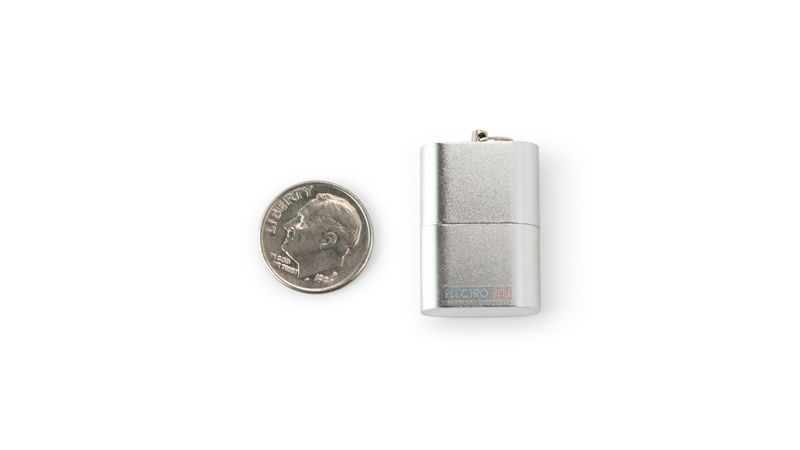 On the Go Memory Card Reader for Timesaving Data Transfer on Mac & Windows_voghion.com