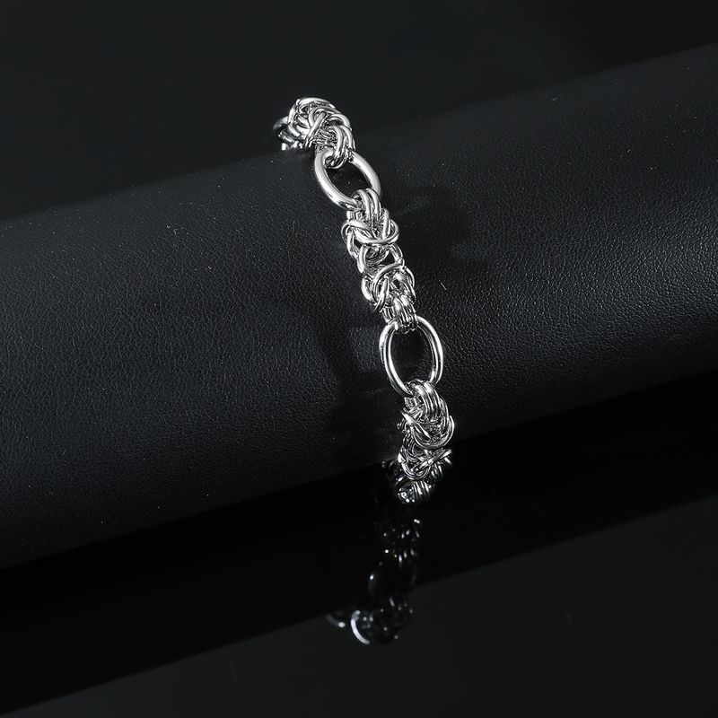 Retro Metal Circle Bracelet Cold Style Titanium Steel Niche Design Couple Bracelet_voghion.com
