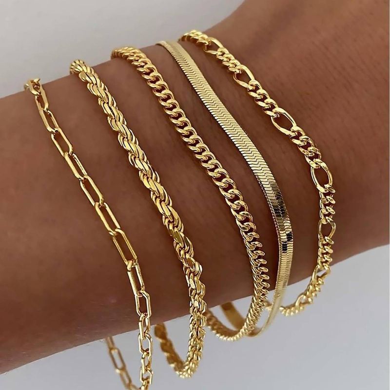Chic And Cool Alloy Six-piece Bracelet Set, A Stylish And Personalized Bracelet Ensemble That Unlocks New Combinations Of Individuality And Fashion._voghion.com