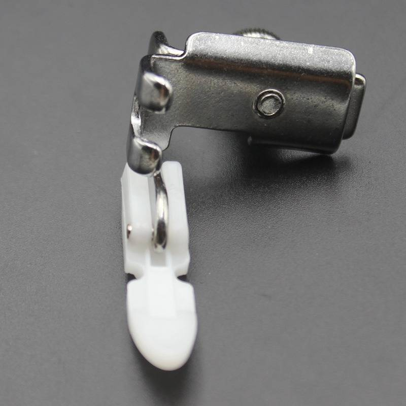 Regulowana jednostronna stopka dociskowa do zamków błyskawicznych do użytku domowego, wielofunkcyjna maszyna do szycia CY6792_voghion.com