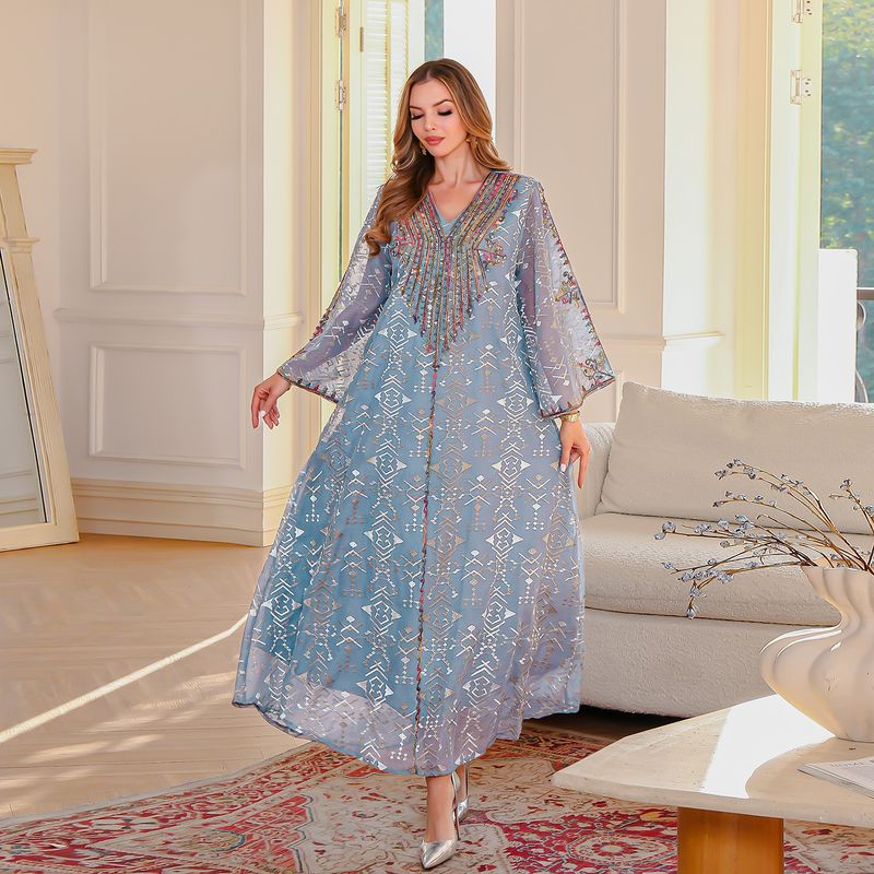 Muslim Elegant Embroidered Dress Clothing Rope Embroidered Robe Abaya Ladies Long Skirt_voghion.com