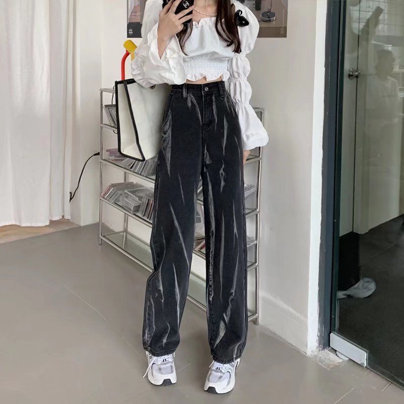 American style jeans for women look chubby, with a straight loose fit, plus size, high waist, slim and tall, wide leg_voghion.com