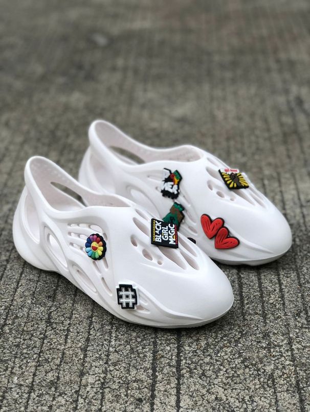 Γυναικεία πέδιλα γυναικεία φλατ παπούτσια παραλίας 2022 Ευρώπης και Αμερικής_voghion.com