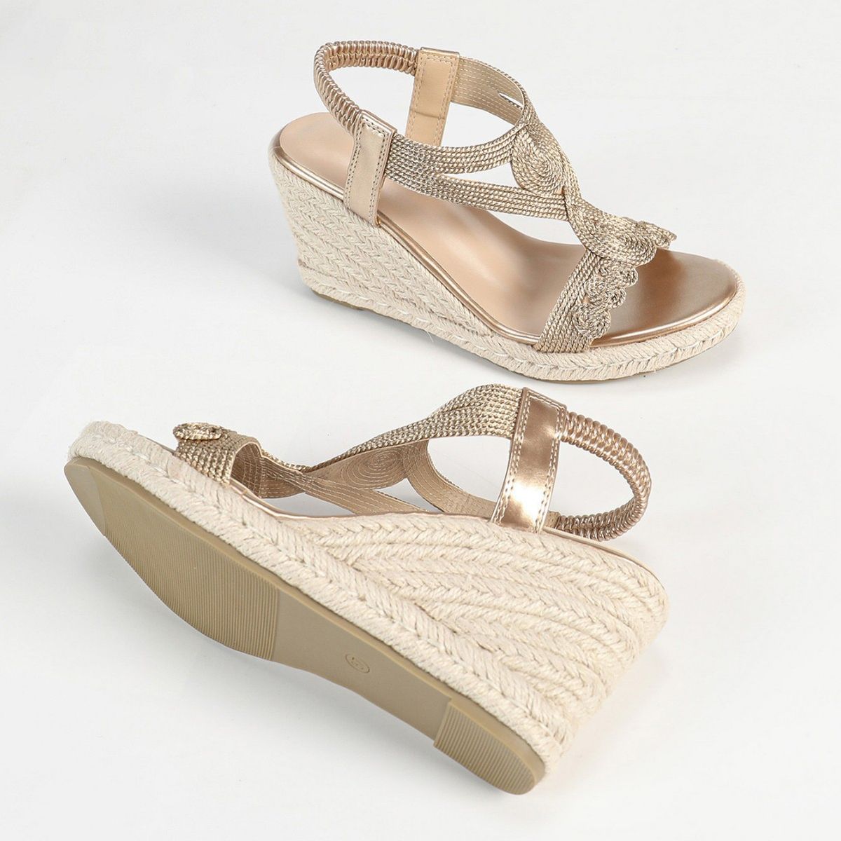 Flätade platåsandaler för kvinnor - Justerbar T-rem och öppen tådesign_voghion.com