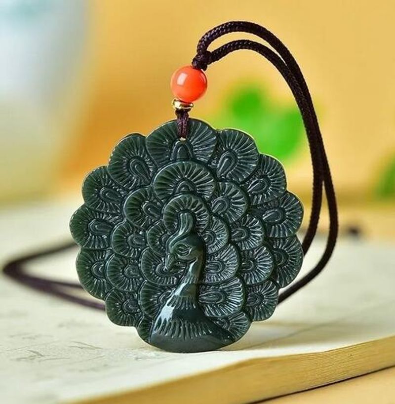 Collier pendentif paon Hetian, perles naturelles, breloque, bijoux, modetilbehør, sculpté à la main, amulette, cadeaux pour femmes et hommes_voghion.com