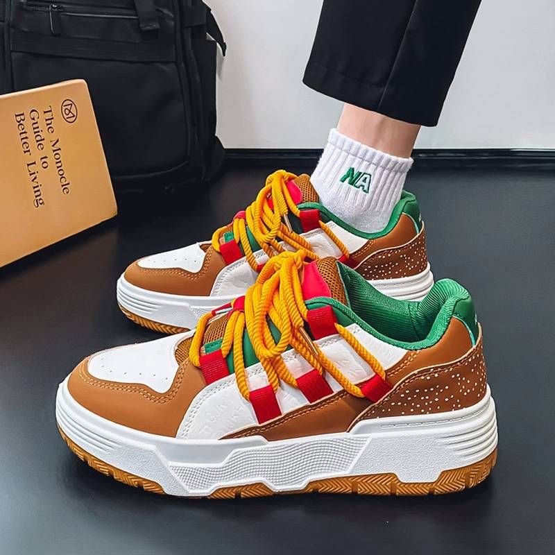 Herrenschuhe Frühjahr und Herbst 2025 Designer neue Jugendsport- und Freizeitschuhe mit rutschfester dicker Sohle erhöhen den Trend zu allem Brettschuhen_voghion.com