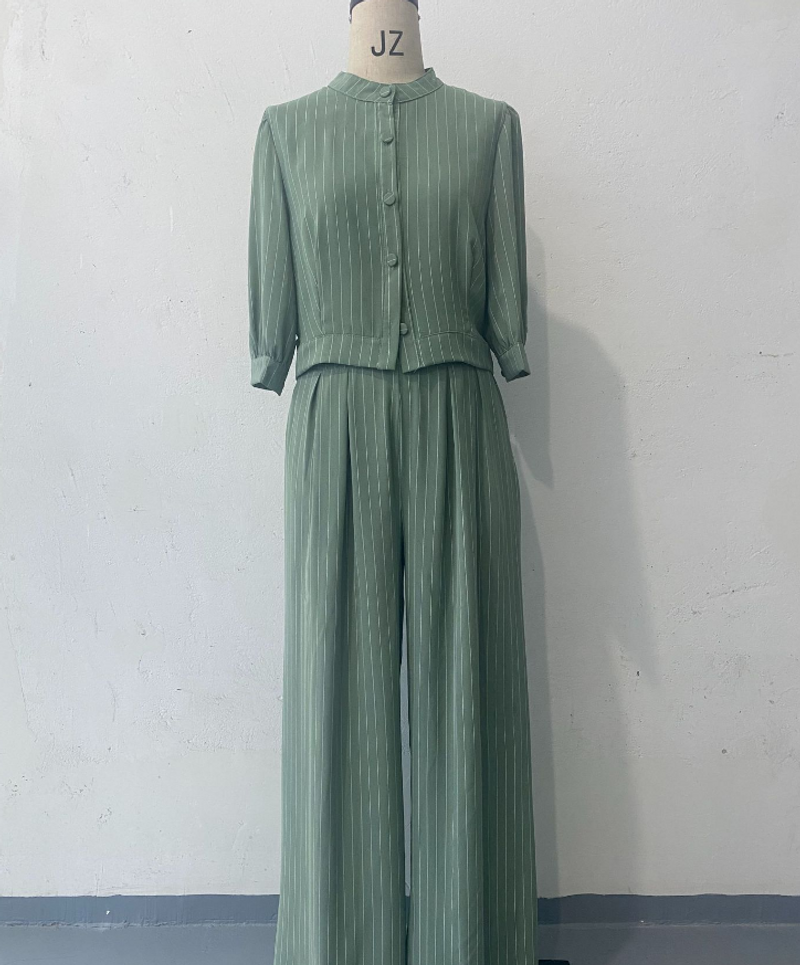 Kadın Giyim Yaz Yuvarlak Yaka Beş Nokta Kol Yüksek Bel Moda Kısa Yelek Yüksek Bel Düz Pantolon Takım_voghion.com