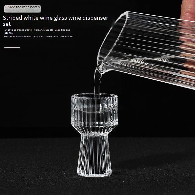 Striped Glass Liquor Cup Set - 10ml Mini Shot Glasses With Pourer (Creative Home Barware Chinese Baijiu & Whiskey Tasting Set Elegant Gift Box)​​_voghion.com