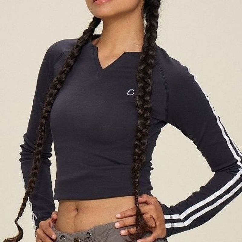 [1298 People's Collection] Ny V-hals T-shirt med lange ærmer til kvinder, amerikansk stil Spicy Girl, sporty tyndt design,_voghion.com