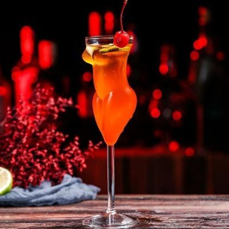 High-end Personalized Goblet Beauty Cup In Champagne Creative Cocktail Glass Handmade High Appearance Value Internet_voghion.com