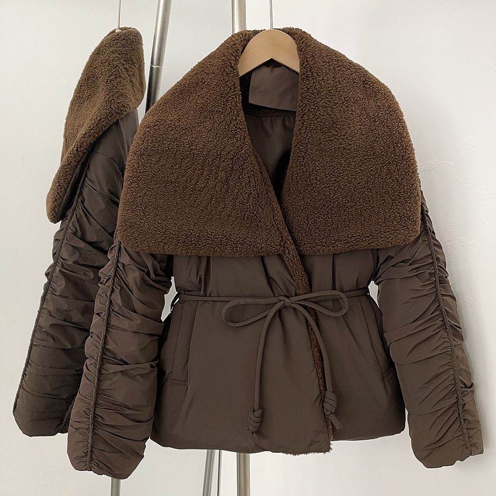 "Women's Slim-Fit Lamb Wool & Down Jacket – Winter Lace-Trimmed Coat (One Size, White/Black/Brown)"_voghion.com
