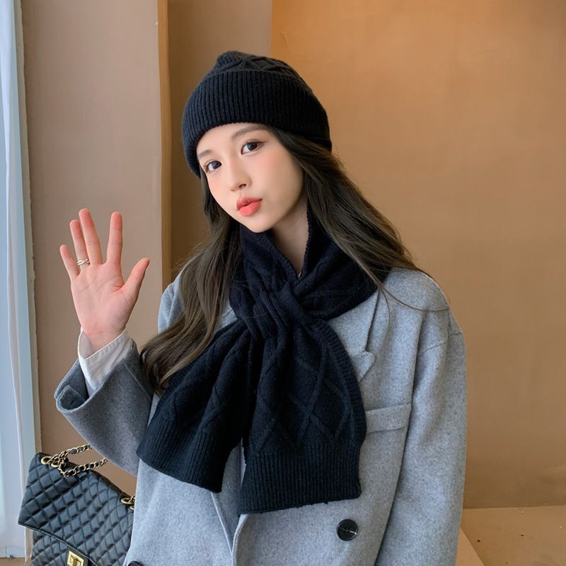 2024 Nuovo set autunno inverno caldo e freddo all'aperto cappello lavorato a maglia sciarpa incrociata_voghion.com