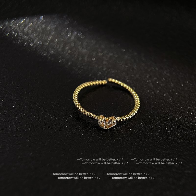 Leichter Luxus High-End Zirkonia mit weiblichem Nischendesign, modischer und vielseitiger Zeigefingerring, echtes Gold_voghion.com