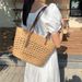Lajia grass vacation beach niche design bag, rattan woven vegetable basket, underarm bag_voghion.com