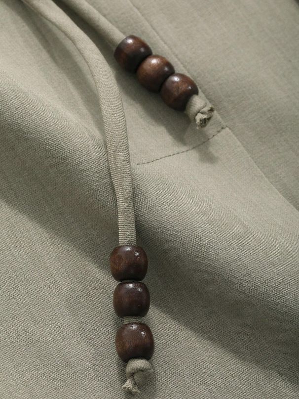 Naisten elegantti neuletakki, jossa solmittava helmillä koristeltu setti_voghion.com