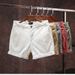 Herrenbekleidung Slim Casual Trendy Retro Graue und weiße Shorts Stretch Dreiviertelhose_voghion.com