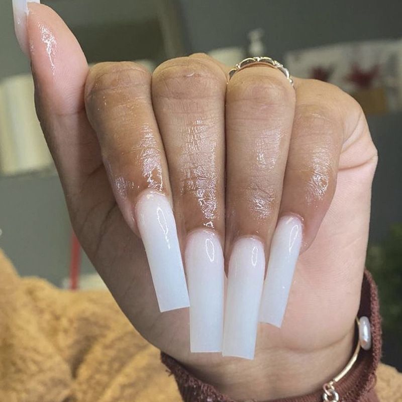 Lange 24-delige extra vierkante kop kunstnagels wit effen eenvoudige Franse nepnagel draagbaar balletpers op nagels Fu_voghion.com