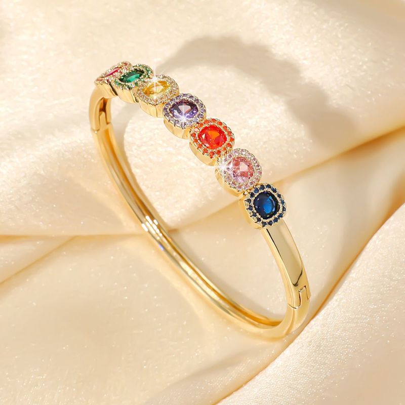 ng End Intarsien Zirkon Hohe Schönheit Drei Dimensionale Kupfer Armband Licht Vielseitig frauen_voghion.com
