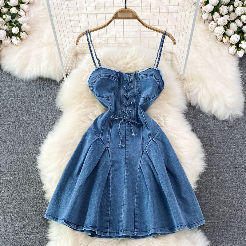 Novo vestido de verão com alças, cintura elástica, costas nuas, sem mangas, sexy, doce e picante, suspensórios jeans, saia evasê_voghion.com