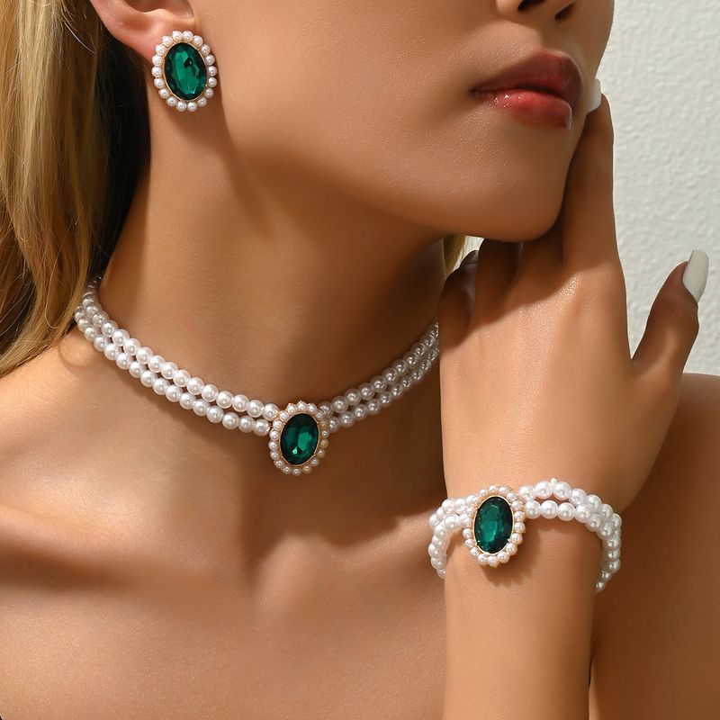 Fashion Commuter Style Niche Bracelet Earrings Necklace Set Female Inlaid Green Diamond Pearl Clavicle Chain Jewelry_voghion.com