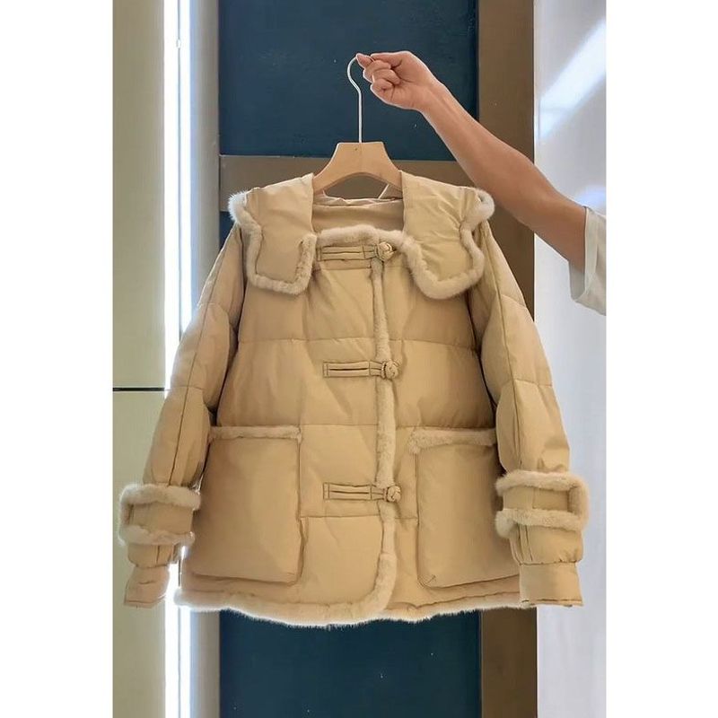2022 Wanter Neie klengen parfüméierten Wand Down Women's Short Statur Design mat verdickten Hooded Cotton Coat_voghion.com