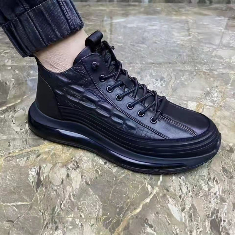 Unbeatable Quality 20 Spring And Autumn New Thick Mid Top Casual Trendy Air Cushioned Bottom Fish Pattern Lightweight Sports Men's Shoes_voghion.com