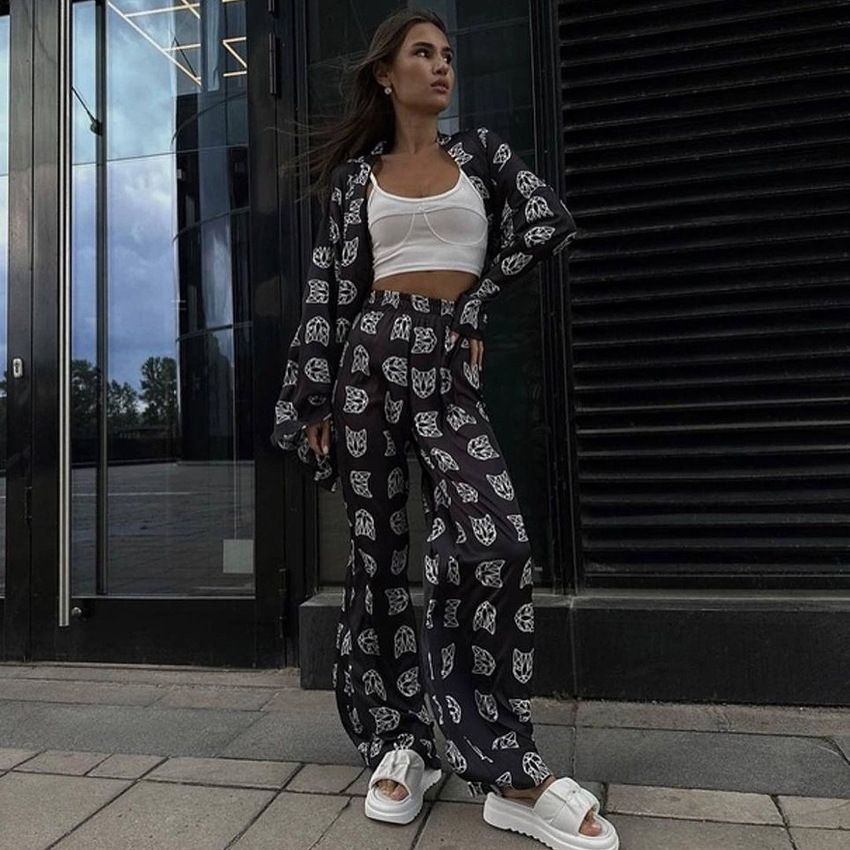 Women's silk imitation pyjama cardigan nightgown pantsuit loose animal print home wear_voghion.com