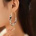 Autumn And Winter Pleated Artificial Leather Circle Oval Silver Needle Fashionable Geometric Temperament High-end Earrings For Women_voghion.com