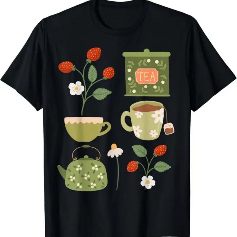 Tricou Cottage Core Tea Flowers cu cești de ceai și căpșuni._voghion.com
