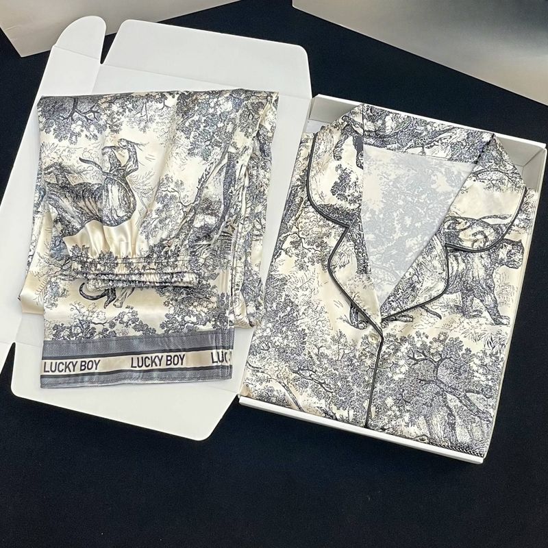 Pyjama femme simple et haut de gamme pour couple, manches longues, en soie glacée, style luxueux et léger, peut être porté à la maison._voghion.com