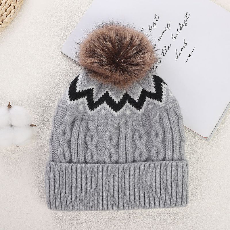 New Women's Autumn/Winter Warm and Cold proof Hoodie, Versatile Knitted Hat, Thin, Face friendly, Small Knitted, Cold Hat_voghion.com