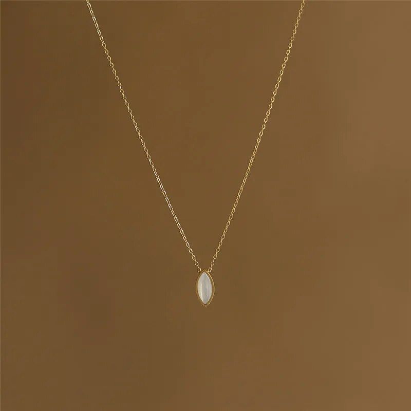 Halskette mit ovalem Muschelanhänger aus Gold für Frauen, hochwertiger Modeschmuck für Partys_voghion.com