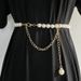 Nuova catena in vita sottile per donna fatta a mano con perla bianca con cintura dolce in maglione con catena in metallo_voghion.com