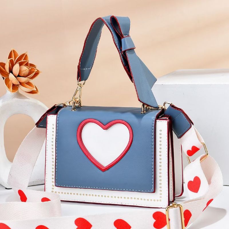 Large bandoulière petit sac carré messager femme polyvalent Niche Design haut de gamme sensible coeur sac à main en gros_voghion.com