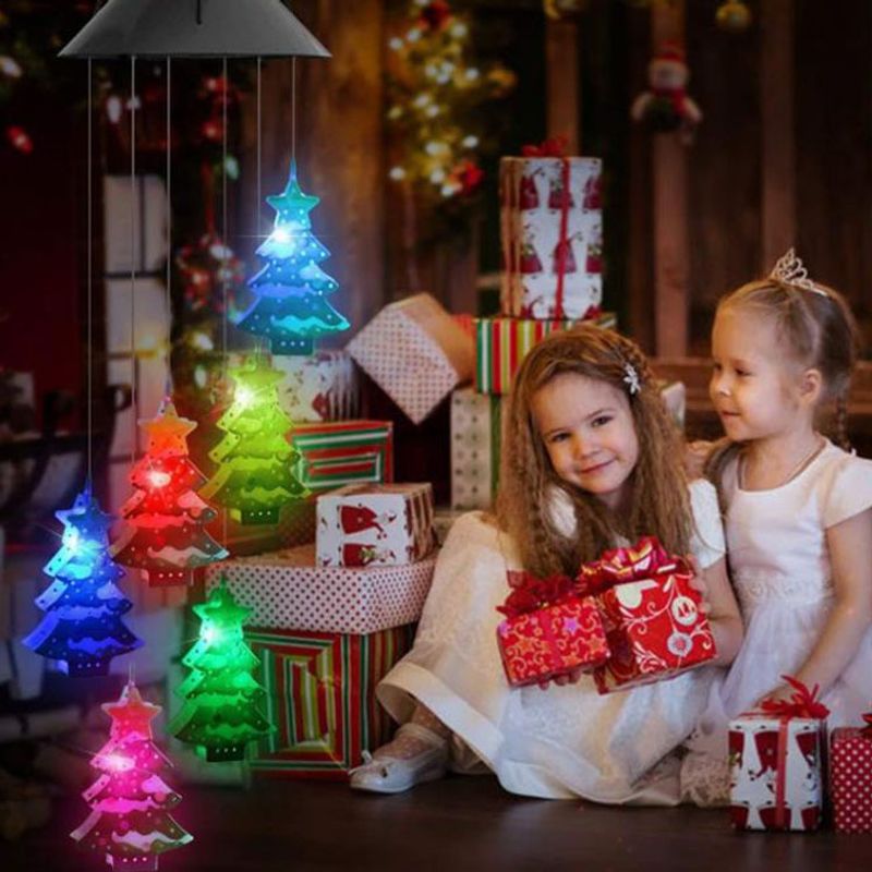 Kerstwindgongverlichting op zonne-energie - Buitendecoratie voor de feestdagen met 7 kleurveranderende LED's (zwart schelpontwerp, waterdicht)_voghion.com