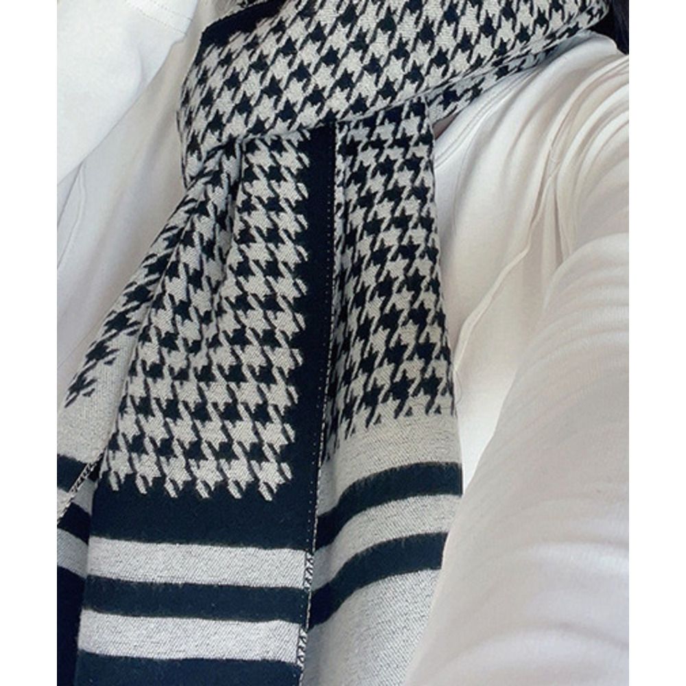 Rdeč kašmirski kvadratni dolg trak šal z digitalnim tiskom na platformi_voghion.com