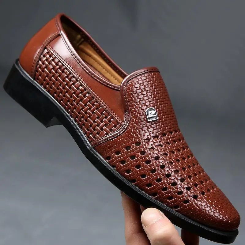 2024 Spring New Soft-Soled Sandals Leather Men's Business Hollowed-Out Dress Middle-Aged And Elderly Dad Shoes Men_voghion.com