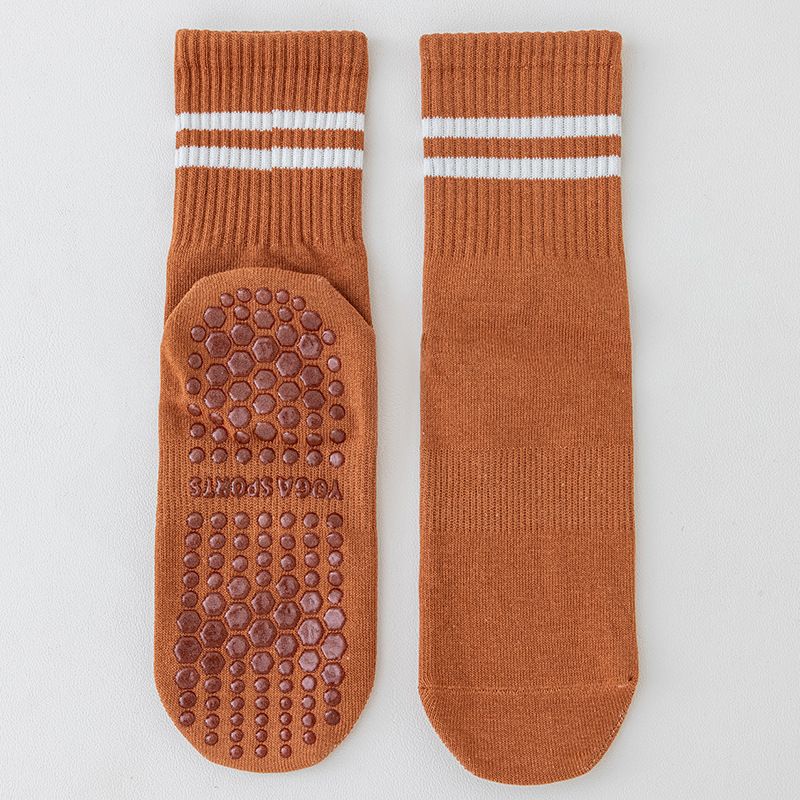 Soccer Socks Yoga Socks Mid Tube Socks Cotton Socks Non Slip Indoor Fitness Socks Pilates Women's Dance Sports Socks Floor Socks_voghion.com