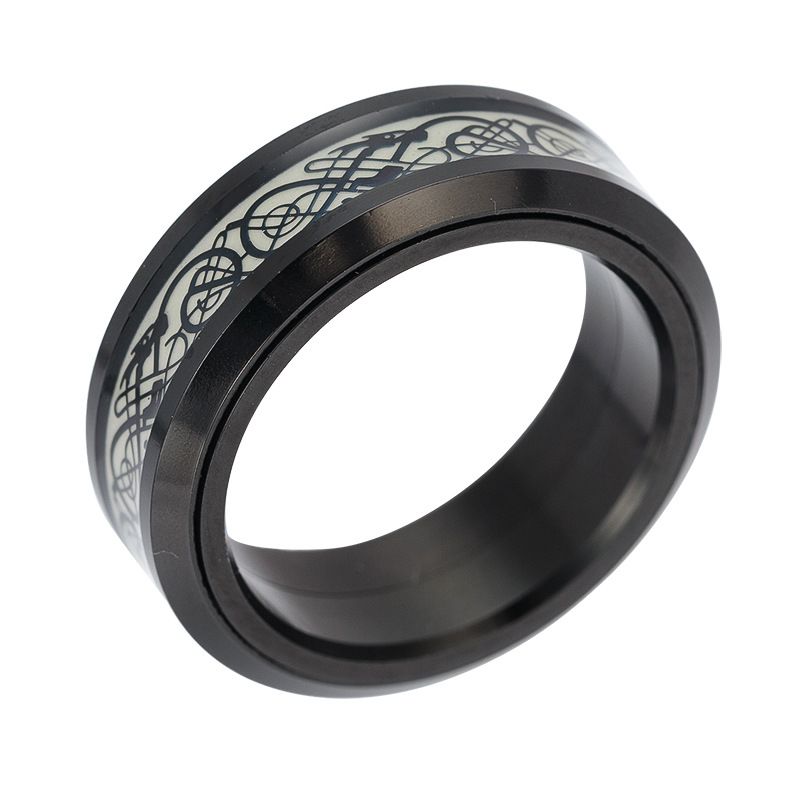 Men turn glow-in-the-dark dragon ring stress reduction spinning ring jewelry_voghion.com