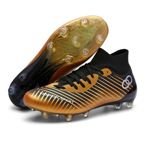 Nahtlos fléien gewéckelt Fussballschong Männer a Fraen High Top Studenten Training Match Spike Crushing Shoes_voghion.com